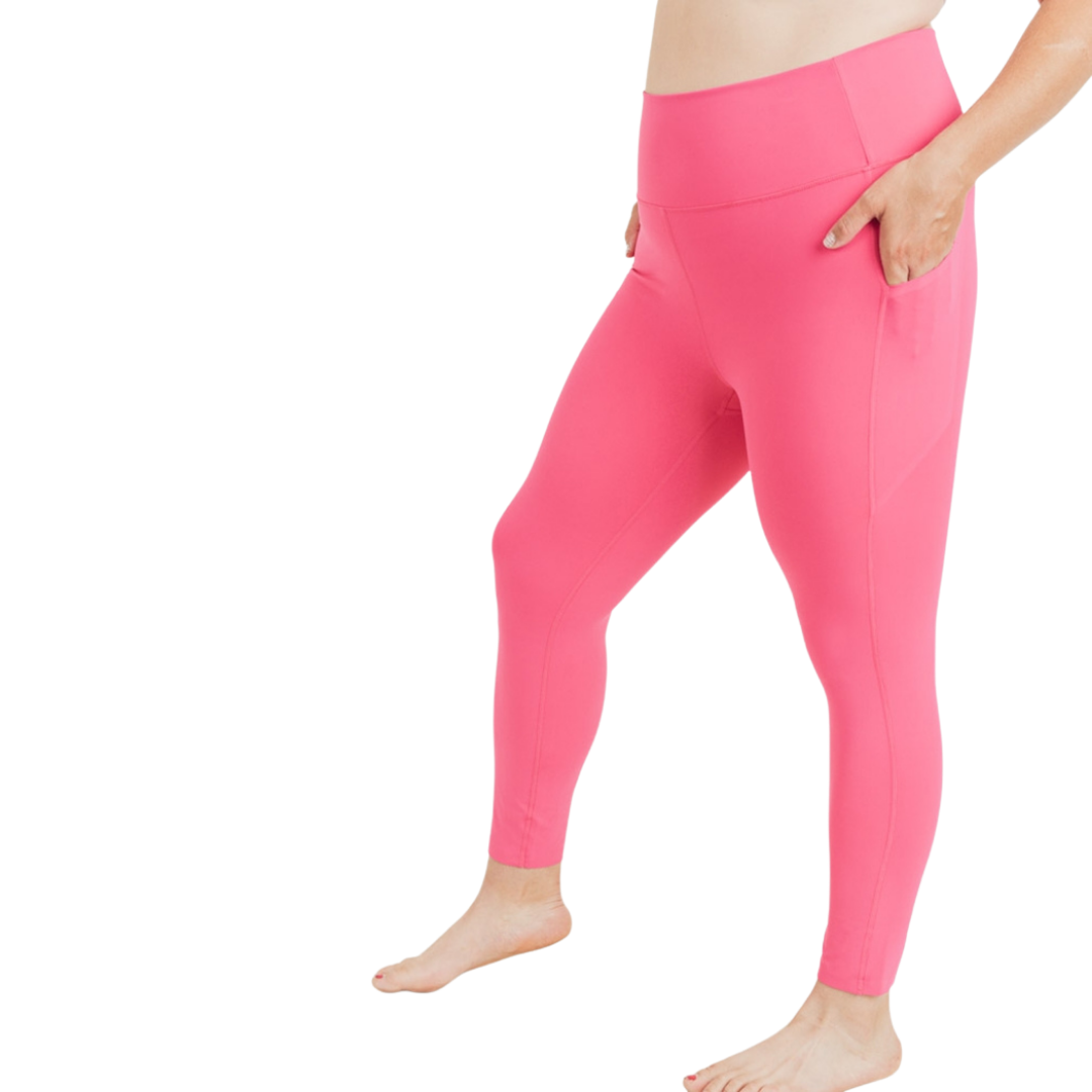 PLUS Laser-Cut Highwaist Leggings - Fuschia
Made of solid-colored, four-way stretch fabric, this pair of leggings are a must have to brighten up your wardrobe.: They are considered a lighter, more flattering legging without unnecessary bulging. The fold-over waistband is stitch-free for a more comfortable fit. Details: laser-cut edges and a hybrid of non-sewn panels for the pockets. 75% polyester, 25% spandex. Laser-cut and bonded. Tummy control. Moisture-wicking. Four-way stretch. Made in Vietnam
PLUS Lase