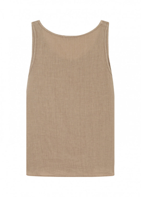 Lea Linen Tank Top
This breezy linen wardrobe builder will blend with almost everything in your closet—as well as the made-to-match separates listed below! Scoop-neck pullover with tonal topstitching and side vents. One and done. 100% linen Cold water wash, line dry Designed in France
Lea Linen Tank Top
This breezy linen wardrobe builder will blend with almost everything in your closet—as well as the made-to-match separates listed below! 
TE3240

$79.99
$79.99
$79.99
lauren vidal size chart, lauren vidal ta