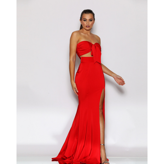 Melinda 2 Piece Dress (JX2043-red) by Jadore Evening
Our Melinda 2 Piece dress is perfect as party dress, evening dress, or school formal dress. This beautiful dress features a sweetheart neckline, tie detail, trumpet silhouette with show-stopping leg split. Melinda 2 Piece dress dress is fully lined with in-built cups and back zip. Order 1 size up, contact us if you are unsure about sizes and measurements. Dress features: Sweetheart Neckline Fully lined Padded bust Trumpet silhouette Back zip 2 Piece
Melin