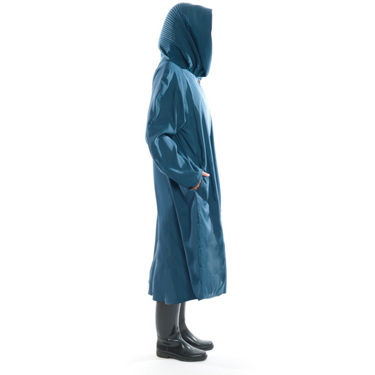 Tea Length Donatella Rain Coat - Sapphire
A reversible, water-resistant and lightweight rain jacket falls to the knee in an A-line silhouette. Features include extra long raglan sleeves, deep pockets, and a unique accordion pleat hood which doubles as an elegant shawl collar. Fabric & Care Made in the U.S.A. 55% Nylon, 45% Polyester
Tea Length Donatella Rain Coat - Sapphire
Reversible, water-resistant and lightweight rain jacket falls to the knee in an A-line silhouette. Long raglan sleeves, deep pockets, a