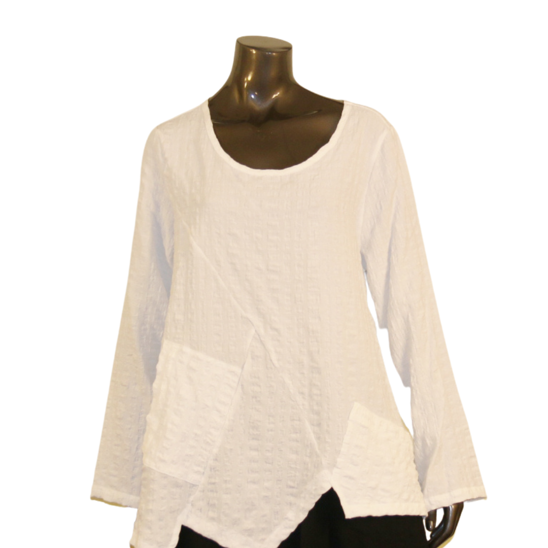 Top de manga larga con textura de guijarros