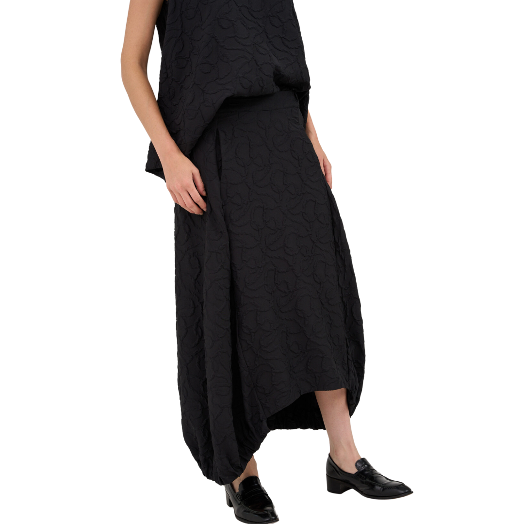Gershon Bram two-piece set with sleeveless tunic vest and full-length gathered skirt in viscose blend