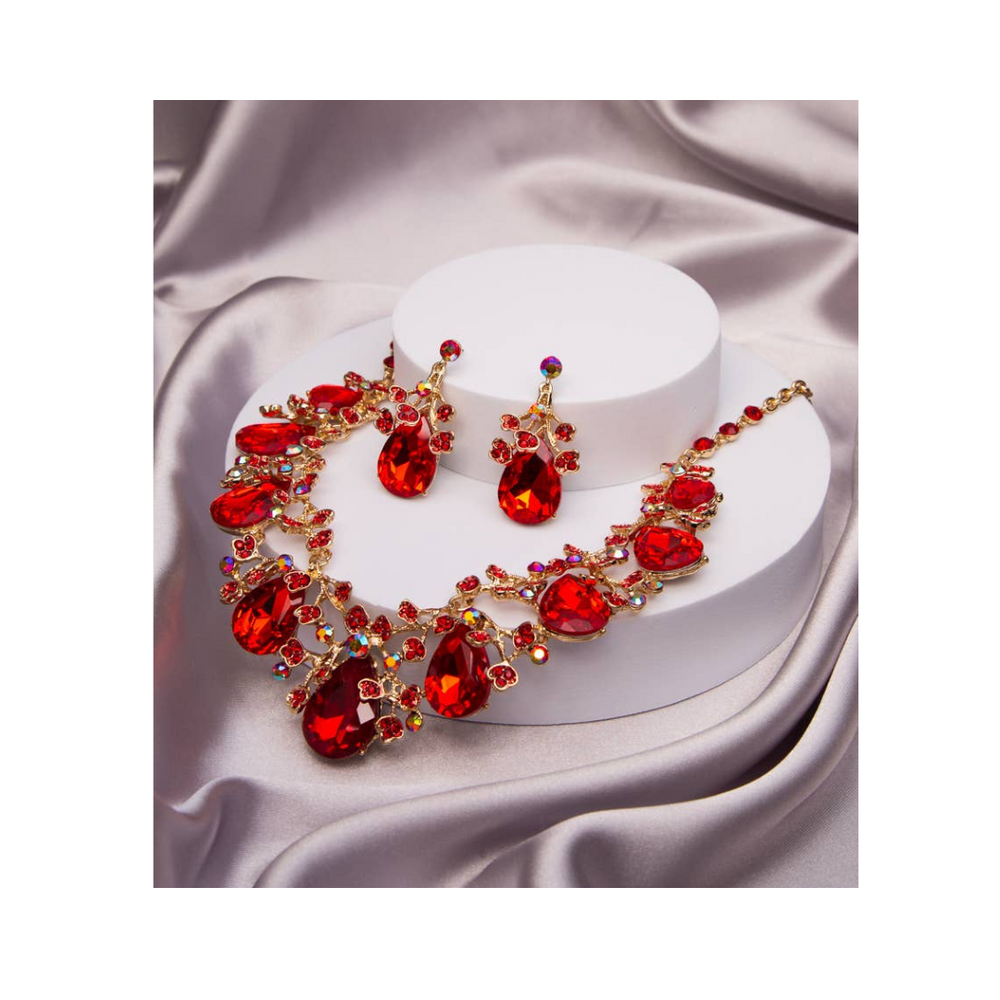 Rhinestone Embellished Teardrop Cut Crystal Necklace Set: Gold Red