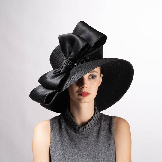 Mad Hatter With Flowy Brim Hat And Oversize Bow: Black