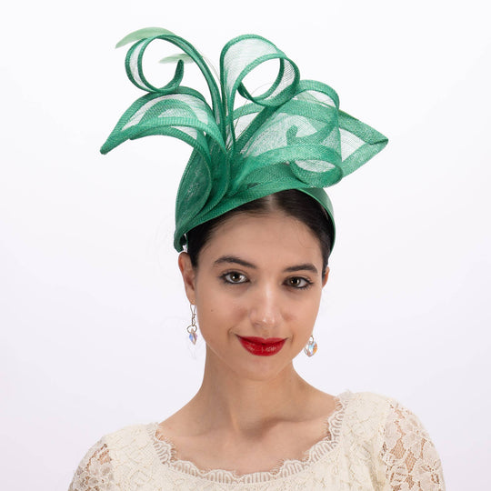 Lilly Shape Sinamay Swirls Feather Fascinator: Emerald