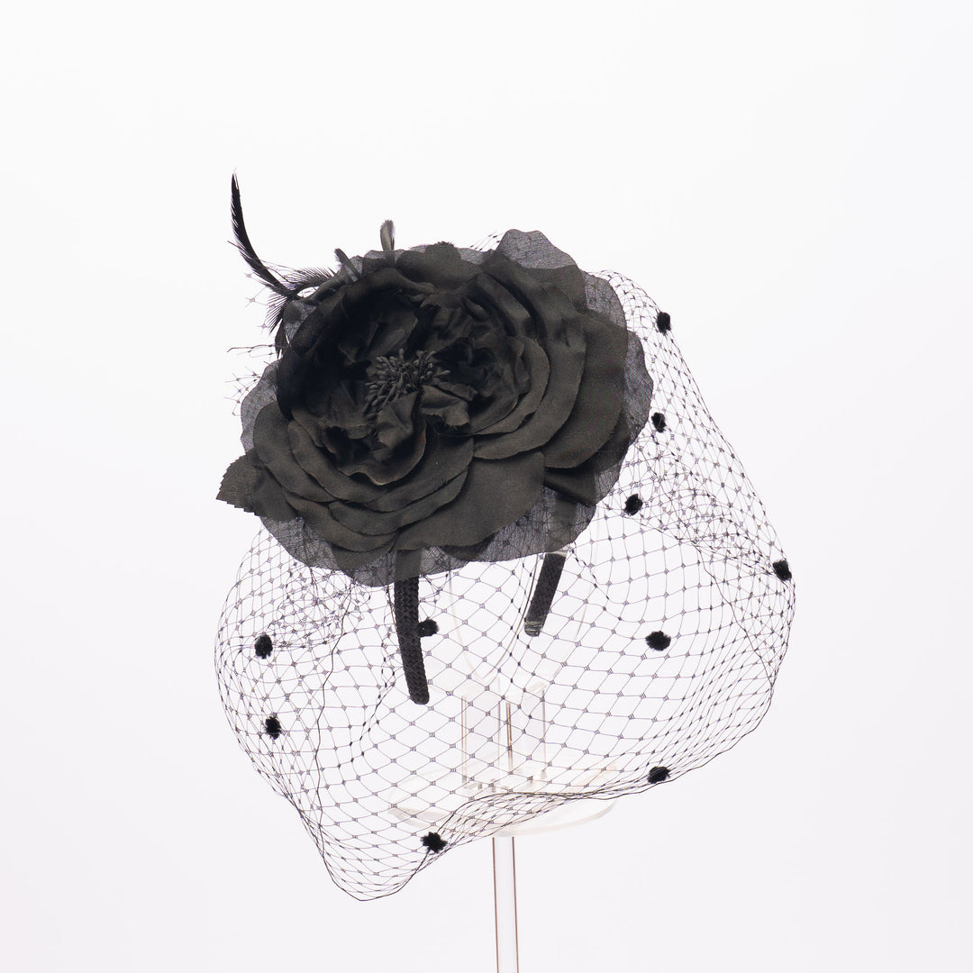 Gelber Seidenblumen-Schleier-Fascinator-Kamm