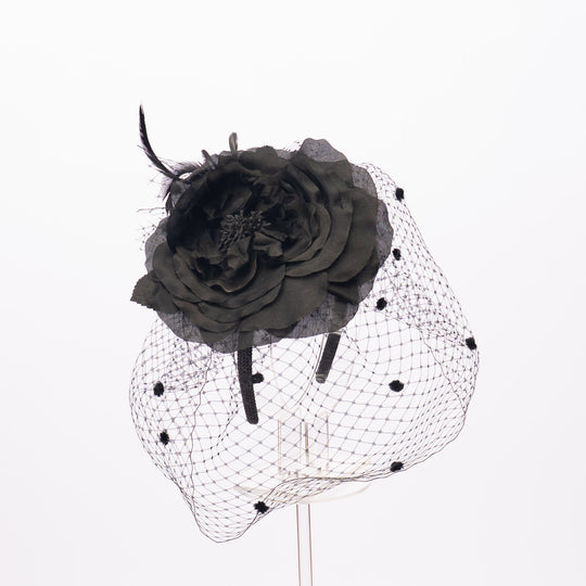 Gelber Seidenblumen-Schleier-Fascinator-Kamm