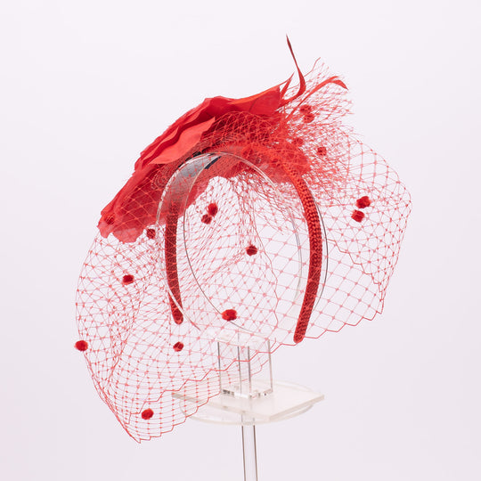 Gelber Seidenblumen-Schleier-Fascinator-Kamm