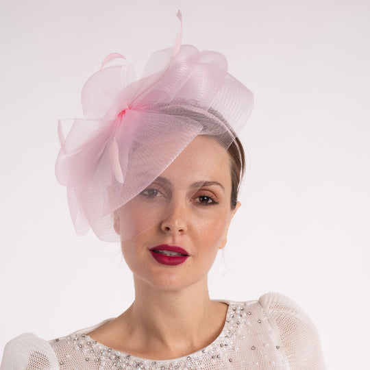 Haarreif mit Crinoline-Blume und Federbesatz: Schwarz