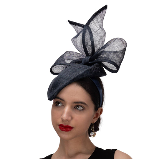 Großer Sinamay Pillbox-Fascinator mit Schleife: Rot