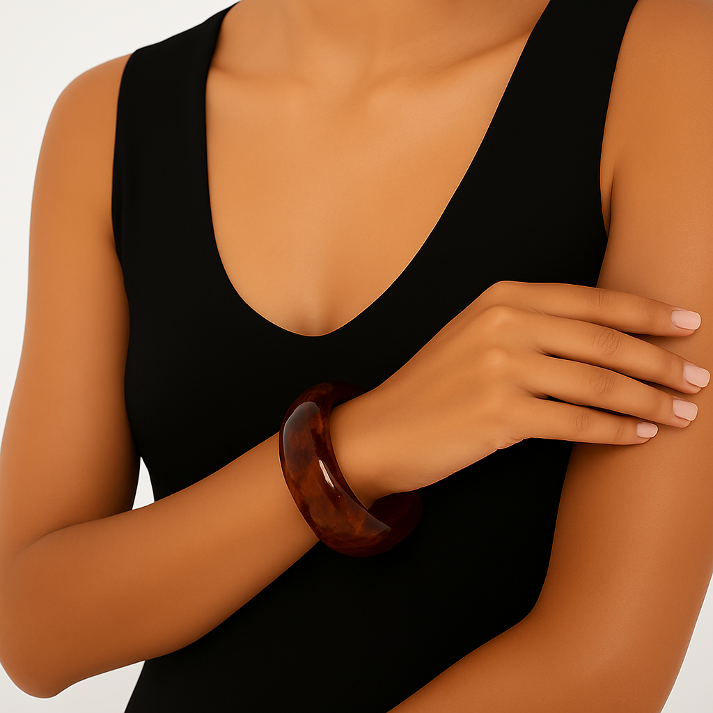 Tortoise lucite bangle bracelet with sculptural amber-brown marbling and glossy resin finish – Le’ Diva Boutique