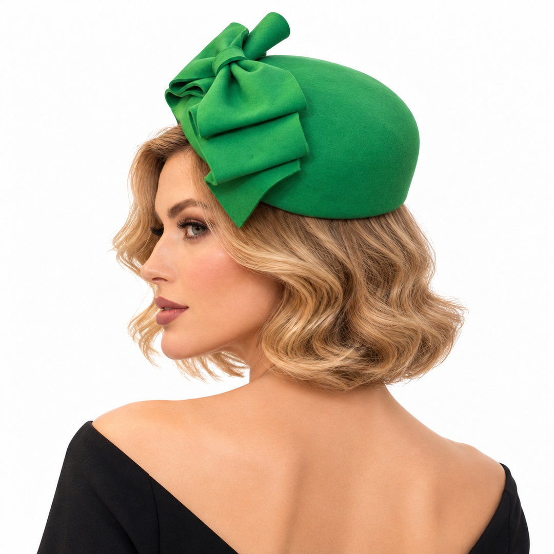 Savannah Bow Sinamay Fascinator – Smaragdgrün