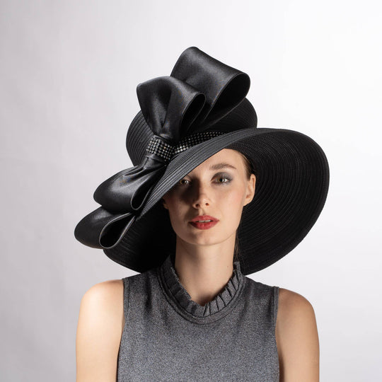 Mad Hatter With Flowy Brim Hat And Oversize Bow: Black