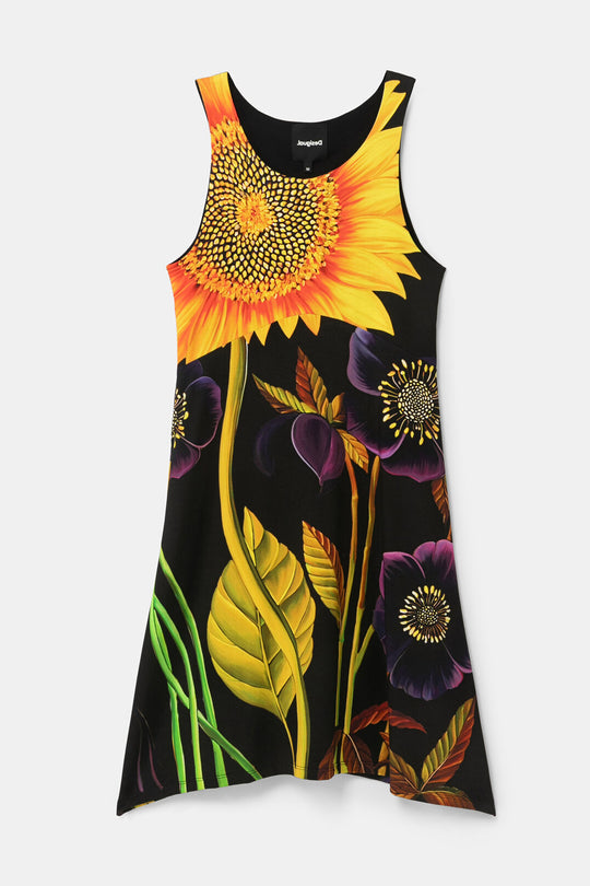 Sleeveless Sunflower Tank Dress - Marlon
You can already see that it's a sleeveless dress with round neck and with a big print of a sunflower. What you don't see is its nice feel, its drape and how comfortable it is to wear. Essential! DESIGNED BY M. CHRISTIAN LACROIX Round neck Print of sunflower and flowers Pleasant drape and touch Flared Knee-length Sleeveless 7% elastane, 93% viscose Care: Machine wash cold inside out, do not bleach or dry clean Low iron, do not tumble dry Fabric: Inner fabric compositi