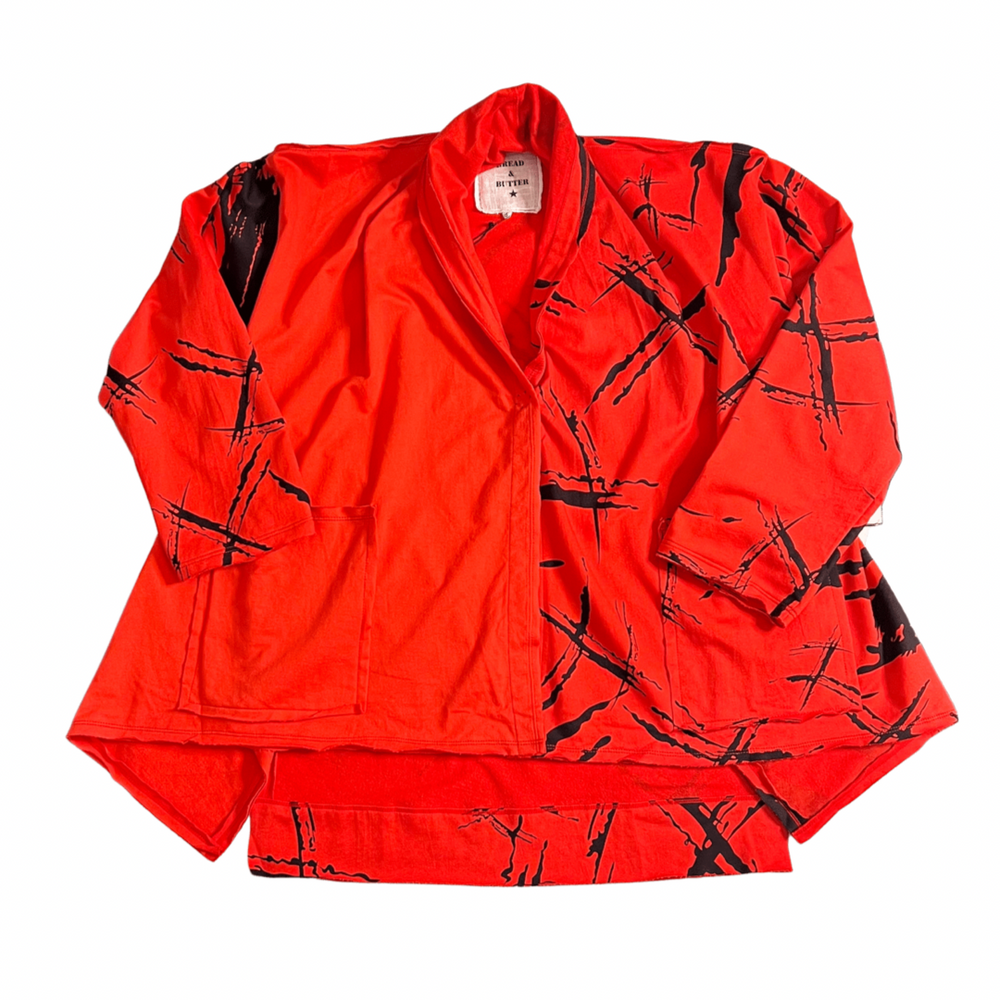 Abstract Hip Length Red Jacket
This jacket is of course part of the Abstract collection. It works with the abstract pants shown or with a cotton pant already in your wardrobe. Cool relaxed and stylish. Details: single button closure fully lined 2 pockets open sleeves 100% cotton Italy import
Abstract Hip Length Red Jacket
This jacket is of course part of the Abstract collection. Cool relaxed and stylish. Details: single button closure fully lined 2 pockets open sleeves 100% cotton Italy import
AWBB2224BFP-1
