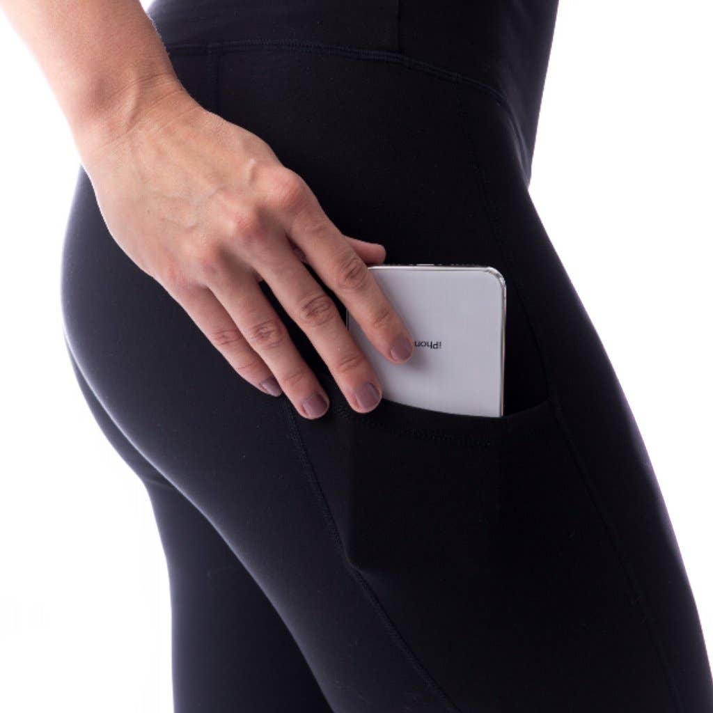 Guardian Moisture Wicking 7/8 length Leggings
Guardian Moisture Wicking 7/8 length Leggings Features: Moisture Wicking 7/8 length leggings These 7/8th length leggings feature a piece of compressive fabric and high rise waistband with our signature silicone grips that keep your leggings up on your waist during running, burpees or while pregnant! The fabric blend is moisture-wicking and is super smooth and buttery soft to the touch. With added side pockets and a compressive material that hugs you in all the r