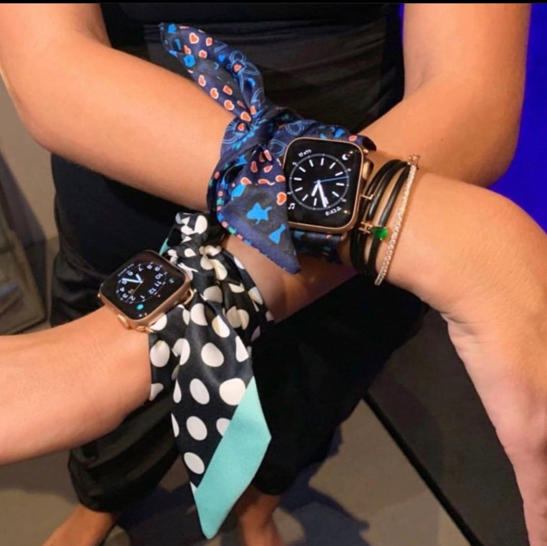 Wristpop - Bombshell Black Print - 100% Artificial Silk
Our Bombshell Black 100% Art Silk Wristpop Machine Wash Cold & Hang Dry or Dry Clean. Wristpop Apple Watch Connectors available for Apple Watch Series 1, 2, 3, 4, 5. In Stainless Steel, Rose Gold, Black, Gold. Sizes 38mm, 40mm, 42mm, 44mm. 100% Satisfaction Guaranteed!
Wristpop - Bombshell Black Print - 100% Artificial Silk
Our Bombshell Black 100% Art Silk Wristpop
Machine Wash Cold & Hang Dry or Dry Clean. Wristpop Apple Watch Connectors available.
