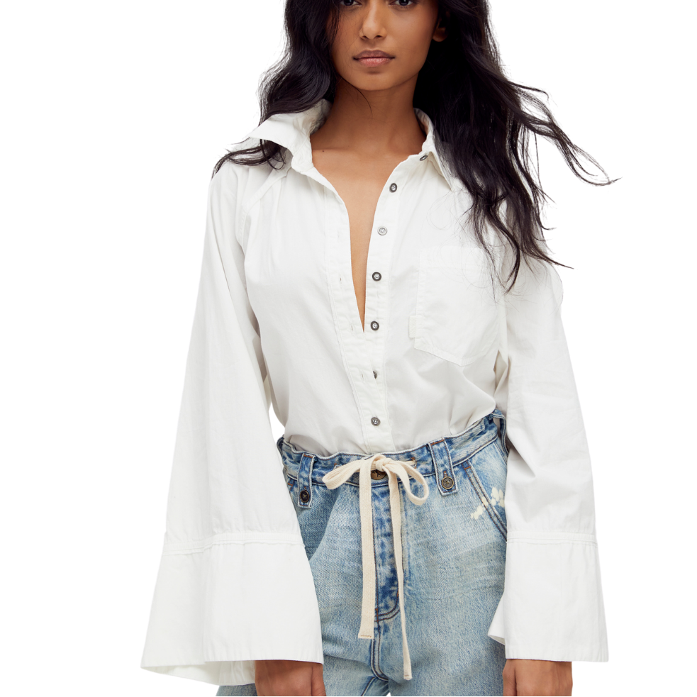 Milano Top - Button Front Shirt
An effortless essential, this button-front top from our We The Free collection is featured in a utility-inspired design with wide sleeve detailing for added shape. Bust patch pocket Rounded bottom hem Pleating at back for shape 100% cotton We The Free Heritage-inspired and lived-in staples. We The Free is an in-house label. Care/Import Machine Wash Cold Import Measurements for size small Bust: 41 in Length: 23.5 in Sleeve Length: 28.5 in
Milano Top - Button Front Shirt
Effort