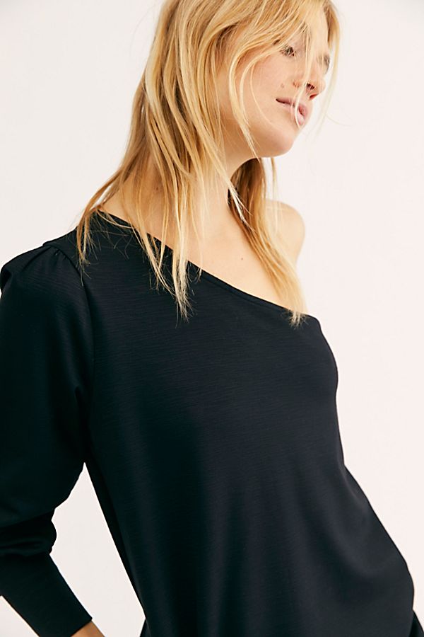 Zoya One Shoulder Dress Large / Black Zoya One Shoulder Dress Large / Black