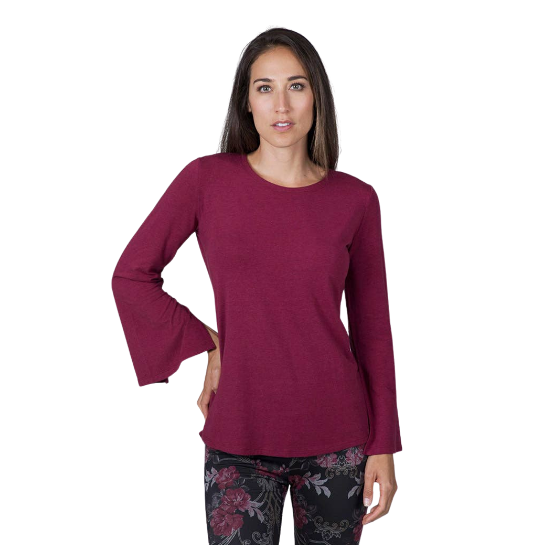 Slit Long Sleeve Yoga Tunic (Brandy) - Medium
Our Slit Long Sleeve Yoga Tunic in Brandy is the new must-have yoga top for any season. Top features a high neckline for cozy coverage and elegant slits on each sleeve, this beautiful long sleeve work out top is stylish enough to double as streetwear. Featuring: Made with organic cotton and spandex Moisture-wicking material Slit detailing on sleeves Made in U.S.A. of imported fabric
Slit Long Sleeve Yoga Tunic (Brandy) - Medium
Our Slit Long Sleeve Yoga Tunic in