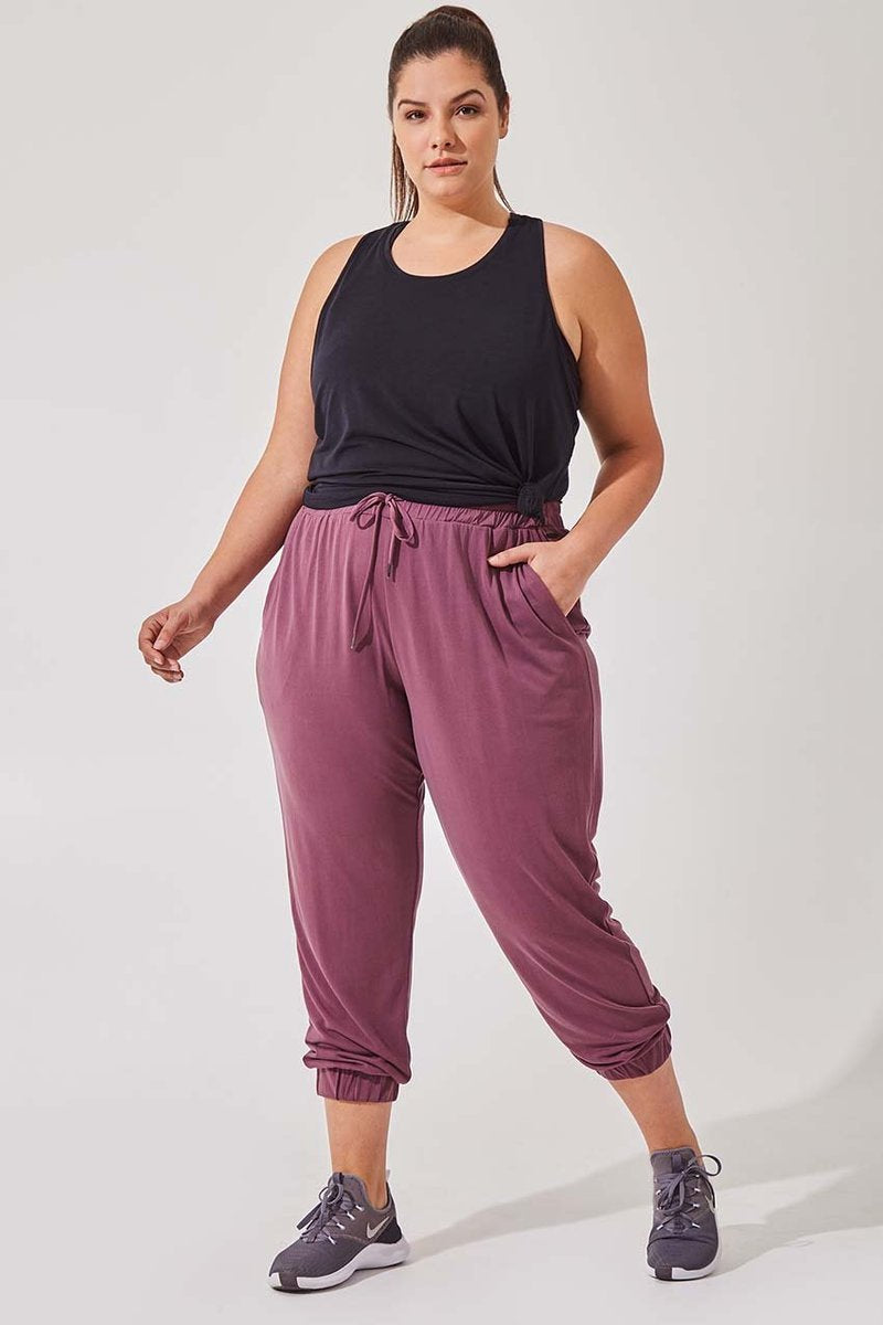 Shop Sustainable & Ethical Women's Activewear at Stride