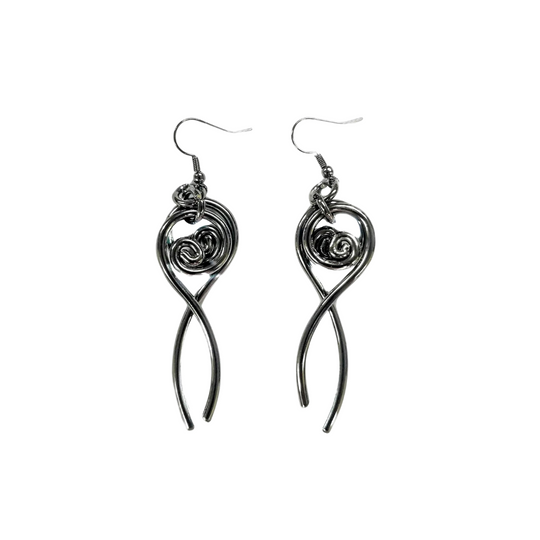 Handcrafted Artistic Wire Earrings by Chanour.  Nickel free and hypoallergenic.  Color: Gunmetal