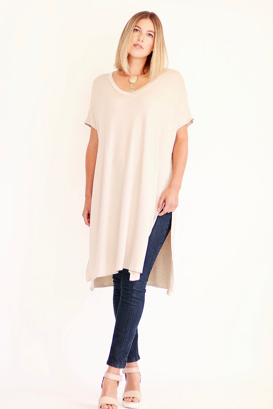 Oversized One Size Shirt Dress - Halle
Oversized One Size Shirt Dress - Halle An oversized shirt dress with tasteful side slits. A boho-chic look that provides both style and comfort. This dress looks great with our leggings, and all colors style nicely together, or as separates. This is a One size fits most. One Size Shirt Dress Side Slits
Oversized One Size Shirt Dress - Halle
An oversized shirt dress with tasteful side slits. A boho-chic look that provides both style and comfort. 
HALLEDRESS-1

$104
$104