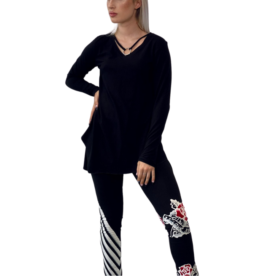 The Best 57 Tights Are - Retro Roses
Impeccable fit, a unique original hand painted motif- designed to lift, sculpt, contour and smooth, ROCK ‘N KARMA TIGHTS ARE THE BEST THAT IS THERE. Cut from the brand’s signature 2-way stretch thick miracle fabric for comfort, these pants feature a super-flattering waistband to hold everything in. About Me 85% Rayon, 15% Lycra “Miracle Fabric” (thick) 2 way stretch for a move-with-you-feel Hand Painted Original Design Designed for a fitted silhouette Fabric resiliency;