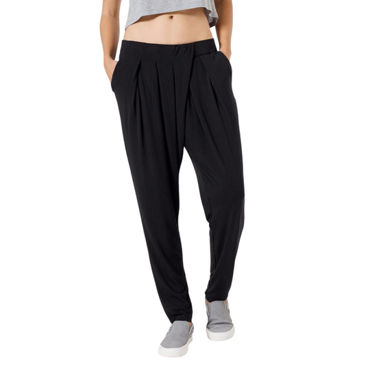 Control Twist Pleat Pant - Relaxed Fit Trouser
Control Twist Pleat Pant - Relaxed Fit Trouser Just try to control the compliments when you wear this ultra-mod relaxed fit trouser. Feel comfy and stylish all day long in this relaxed pant. An elasticized waistband makes these relaxed fit trousers with a stylish tapered hem easy to wear. The twist pleat front construction is complimented by functional front pockets and two faux back pockets. A streamlined look to the back of the trouser strikes the perfect bal