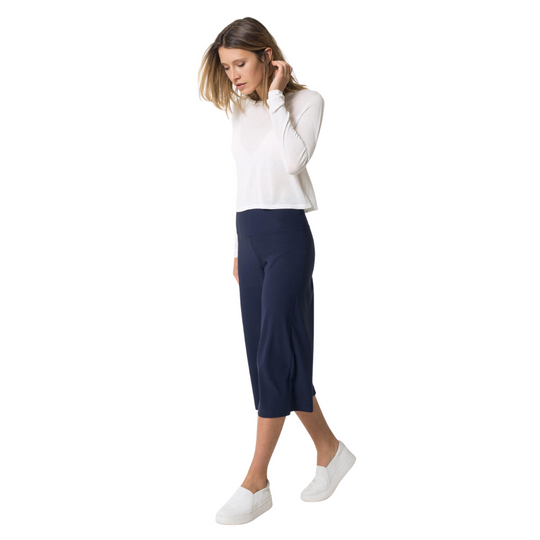 Day to Night Wide Waistband Culottes - Rebel
The Athena allows for the utmost support, smooth transition from adjustable straps, convertible back that provides for comfort and get fit Try out this season's hottest trend and get into these unique culotte-style pants. They are a trendy high waisted design with a wide yoga waistband for lasting comfort.Transitional dressing should be easy and this versatile, no fuss style masters the am-to-pm routine. Made with our signature 4-way stretch performance jersey th