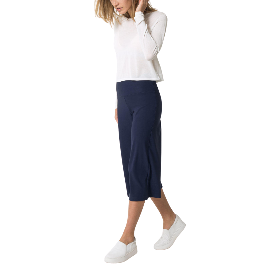 Day to Night Wide Waistband Culottes - Rebel
The Athena allows for the utmost support, smooth transition from adjustable straps, convertible back that provides for comfort and get fit Try out this season's hottest trend and get into these unique culotte-style pants. They are a trendy high waisted design with a wide yoga waistband for lasting comfort.Transitional dressing should be easy and this versatile, no fuss style masters the am-to-pm routine. Made with our signature 4-way stretch performance jersey th