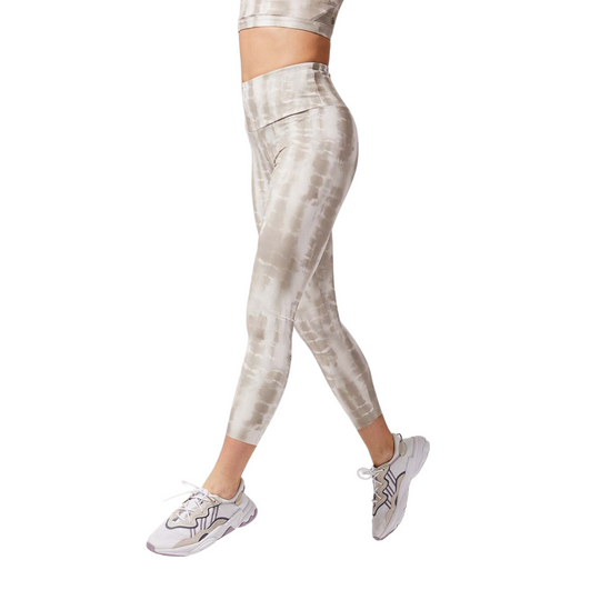 Strive 7/8 Leggings - Neutral Tie Dye
Made for movement, the Strive High Waisted Recycled Polyester 7/8 Legging features sustainable fabric in a variety of ultra-trendy prints, boasting excellent coverage, breathability and compression in all the right spots. Top features include a wide supportive waistband with a concealed pocket and clean-finished seams for 360-degree comfort and coverage Features Recycled Peached Interlock Jersey Offers excellent coverage, 4-way stretch & breathability Sustainable Style