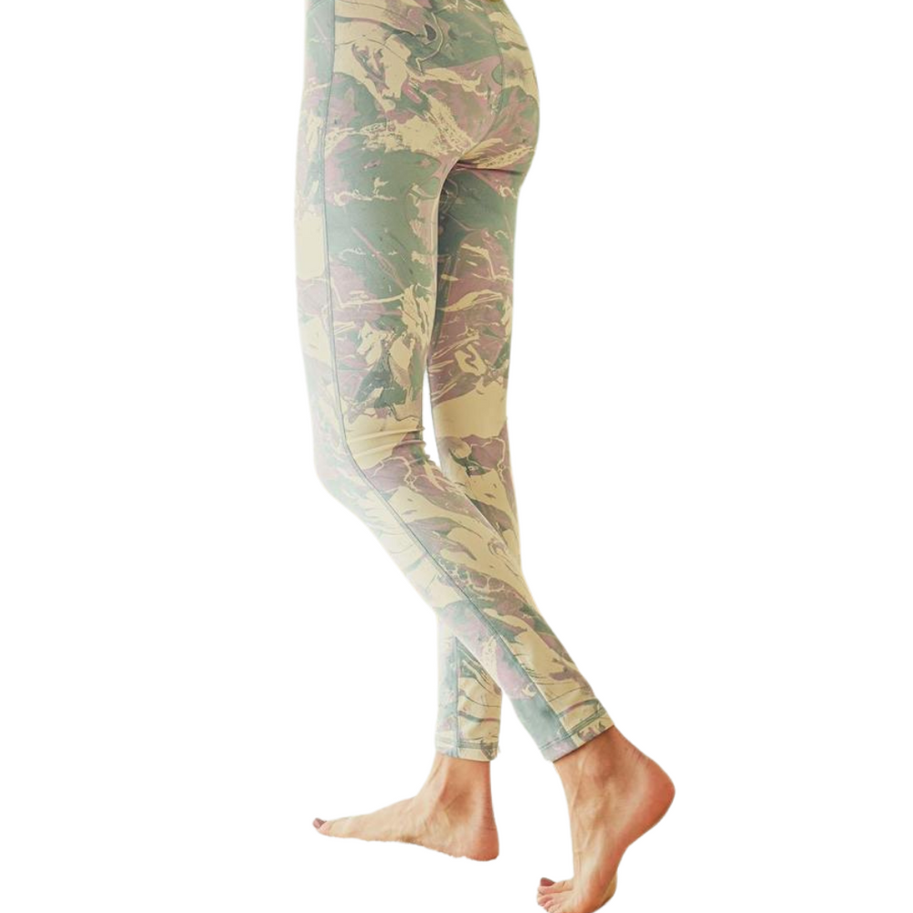 High-Rise Pacific Leggings - Mint - Plus
Inspired by the swirls of paints on a palette, this pair of highwaist leggings features an all-over abstract print. We recommend pairing it with a solid-colored top for a chic look. 86% polyester, 12% spandex. Country of Origin: VT
High-Rise Pacific Leggings - Mint - Plus
Inspired by the swirls of paints on a palette, this highwaist leggings features an all-over abstract print. Pair it with a solid-colored top for a chic look.
APH3128

$45
$45
$45
activewear bottom,