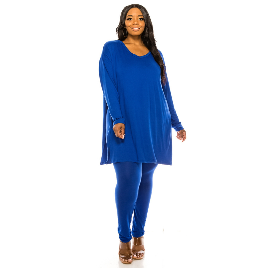 Oversized Full Length Set - Royal Blue
This Long Sleeve Oversized Full Length set in featured in curvy plus sizes. Top round neck top has high side slits and tops a full length legging. Great for lounging at home, entertaining guests or hosting your work Zoom call. Fabric & Care: 95% polyester, 5% spandex Machine wash cold with like colors, gentle cycle, do not bleach, tumble dry low Made in Mexico
Oversized Full Length Set - Royal Blue
This Oversized Full Length set in featured in curvy plus sizes. Top rou