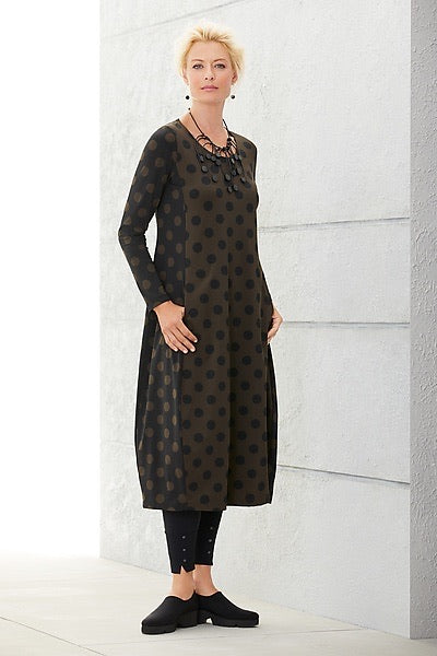 Lot Dottie Travel
Alembika Lottie Dot Travel Dress In wrinkle-resistant travel jersey, this sassy dress is defined by princess seams that join a dotted panel in front with an inverse print at the sides, sleeves, and back—unexpected piecing that creates visual shaping. The dress has a classic fit, not too loose, tailored front, sleek yet defined with a hint of stretch, this breathable fabric won't cling or hold on to wrinkles. Styled with scoop neck, long sleeves, side pockets, below knee to mid-calf length.