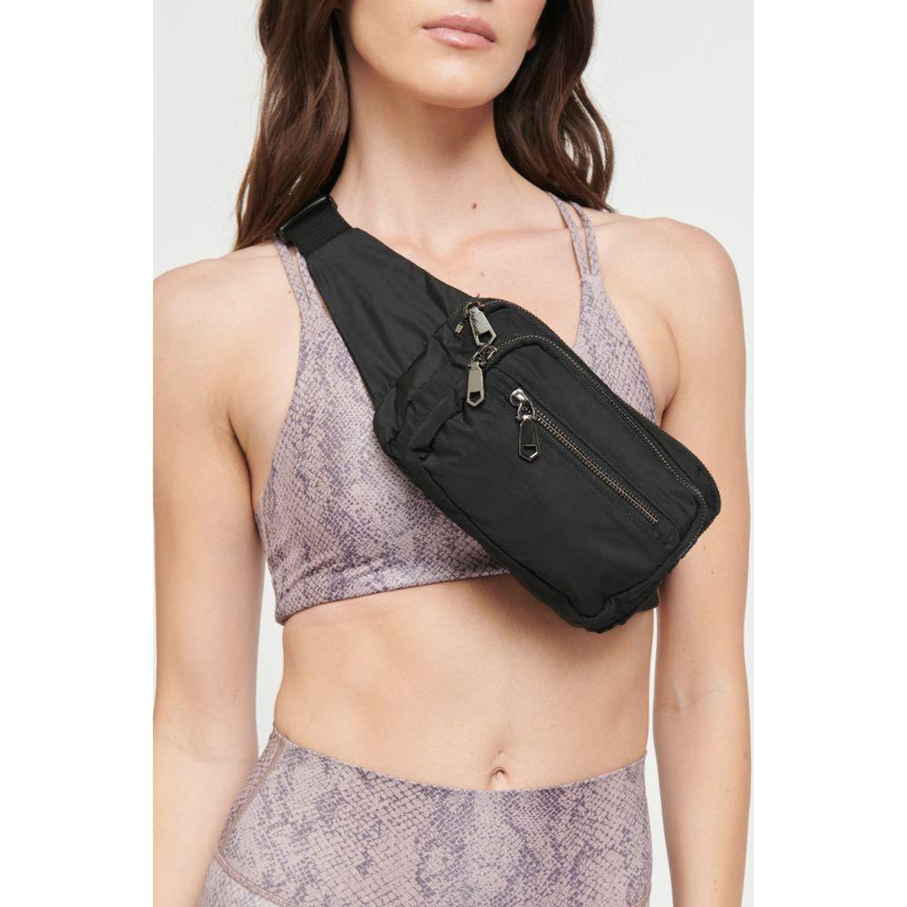 Hip Hugger Belt Bag - Black
Show your hips some love! Whether you're going to the Saturday morning farmers market or to the Friday night concert in the park, embrace your curves while keeping all of your necessities close by. The Hip Hugger is the perfect place to store your phone, lipstick, keys and cash. Wherever you go, your hips are sure to draw attention with this hands-free fashion piece. Bag Type: Belt Bag Composition: Performance water repellent Nylon Closure: Zipper Exterior Details: Front zipper p