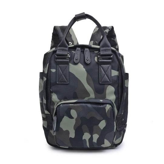 Iconic Backpack Small - Camo
Make your mark on the world by making the most of each day. Waking up on the right side of the bed and seeing the glass as half full are mindsets that make you iconic. Live with a focus on the future. Your backpack should be the only reason you look to see what’s behind you. Item Type: Backpack Material: Nylon Closure: Zipper Handle Drop: 4" Exterior Details: Front zip compartment, 2 side slip pockets, 2 back zip pockets, cushioned back panel Inside Features: Water-repellent nyl